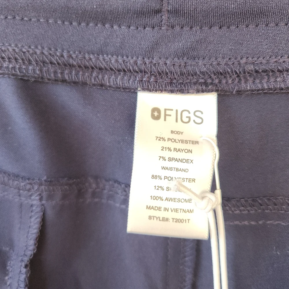 Figs Mens Cairo Navy Blue Cargo Scrubs | Tall | 33.5